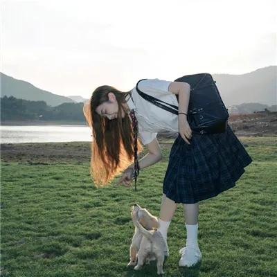 艾米丽·布莱尔的秘密